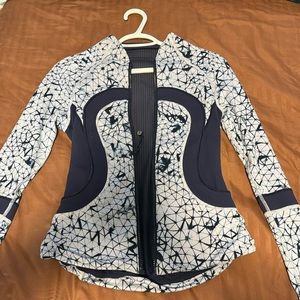 Lululemon jacket reversible navy blue plain size 6